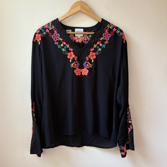 Misa Los Angeles Black Floral Embroidered Top - Picture 2 of 12